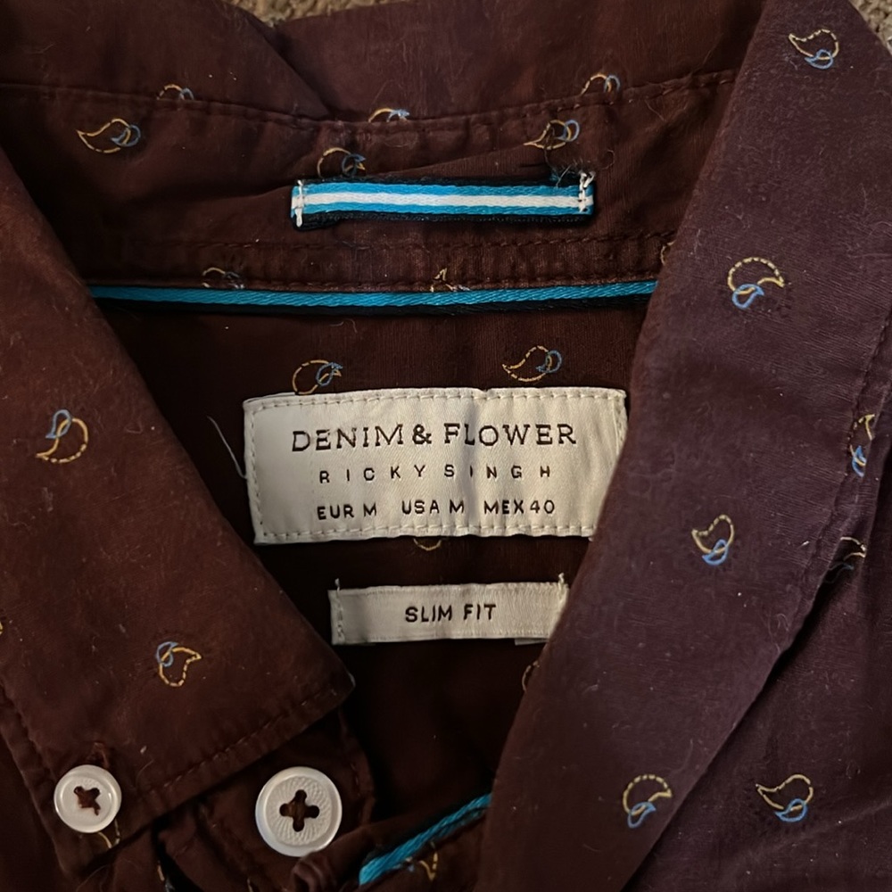 Short Sleeve Button Down - Picture 2 of 3